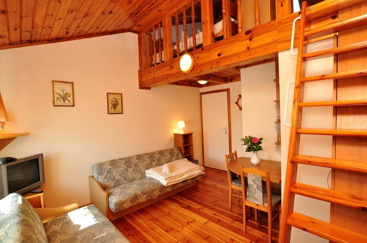 Blekit Apartamento Darlowko Exterior foto